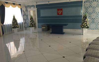 Carrelage imitation marbre  dans le département des affaires civiles, Russie